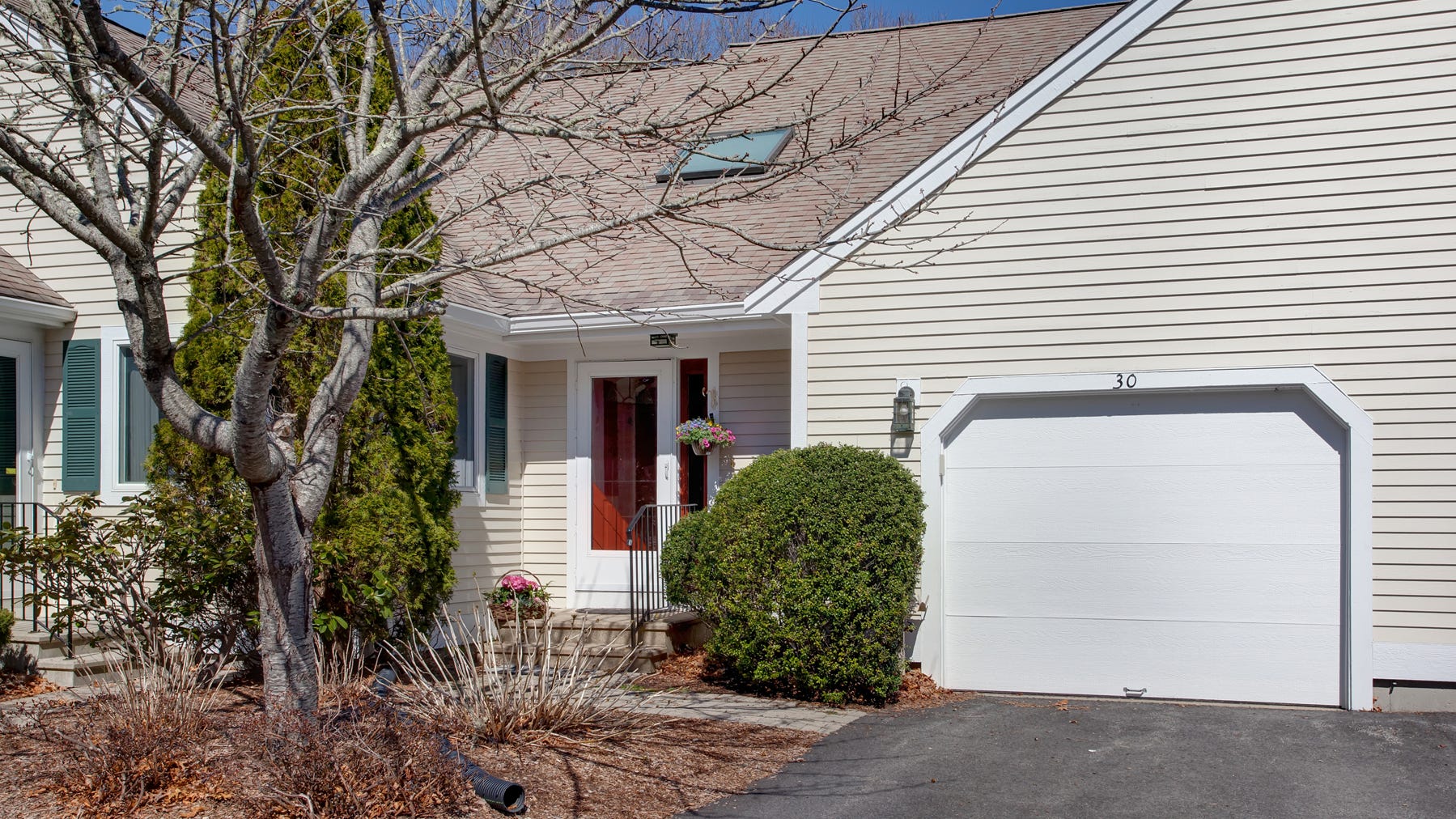 Cape House Hunt Southport condo in Mashpee offers 55plus living with