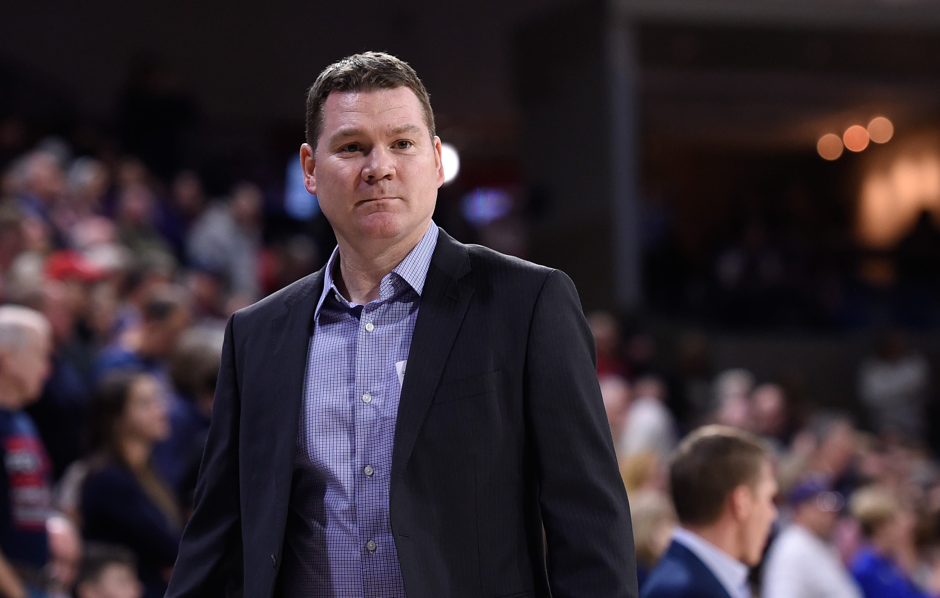 Arizona basketball: Tommy Lloyd 'frontrunner' to replace Sean Miller