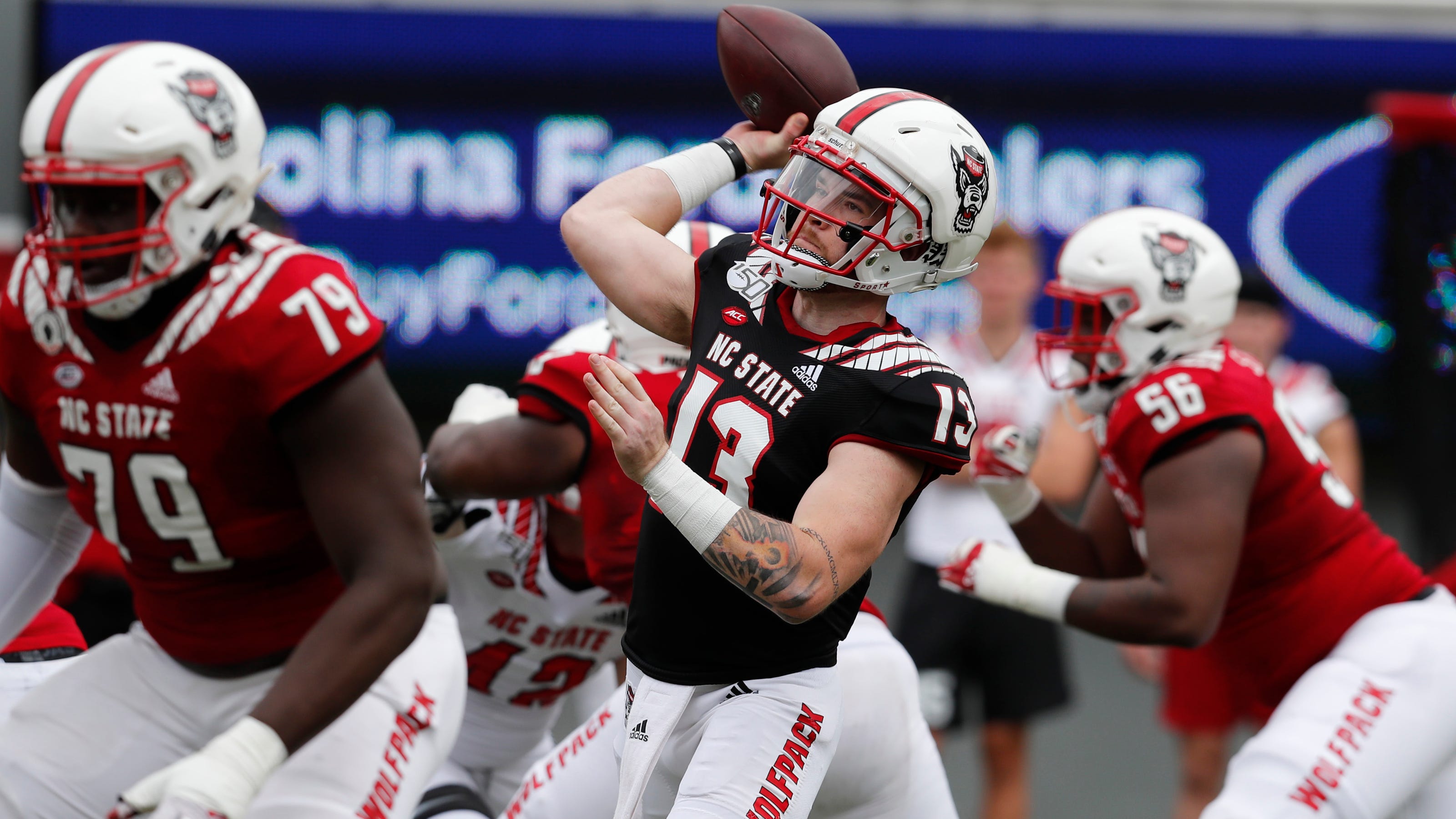 Devin Leary makes his return during NC State's spring football game