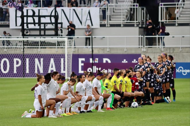 Racing Louisville Fc Some Players Kneel During National Anthem Racing Louisville Fc Some Players Kneel During National Anthem