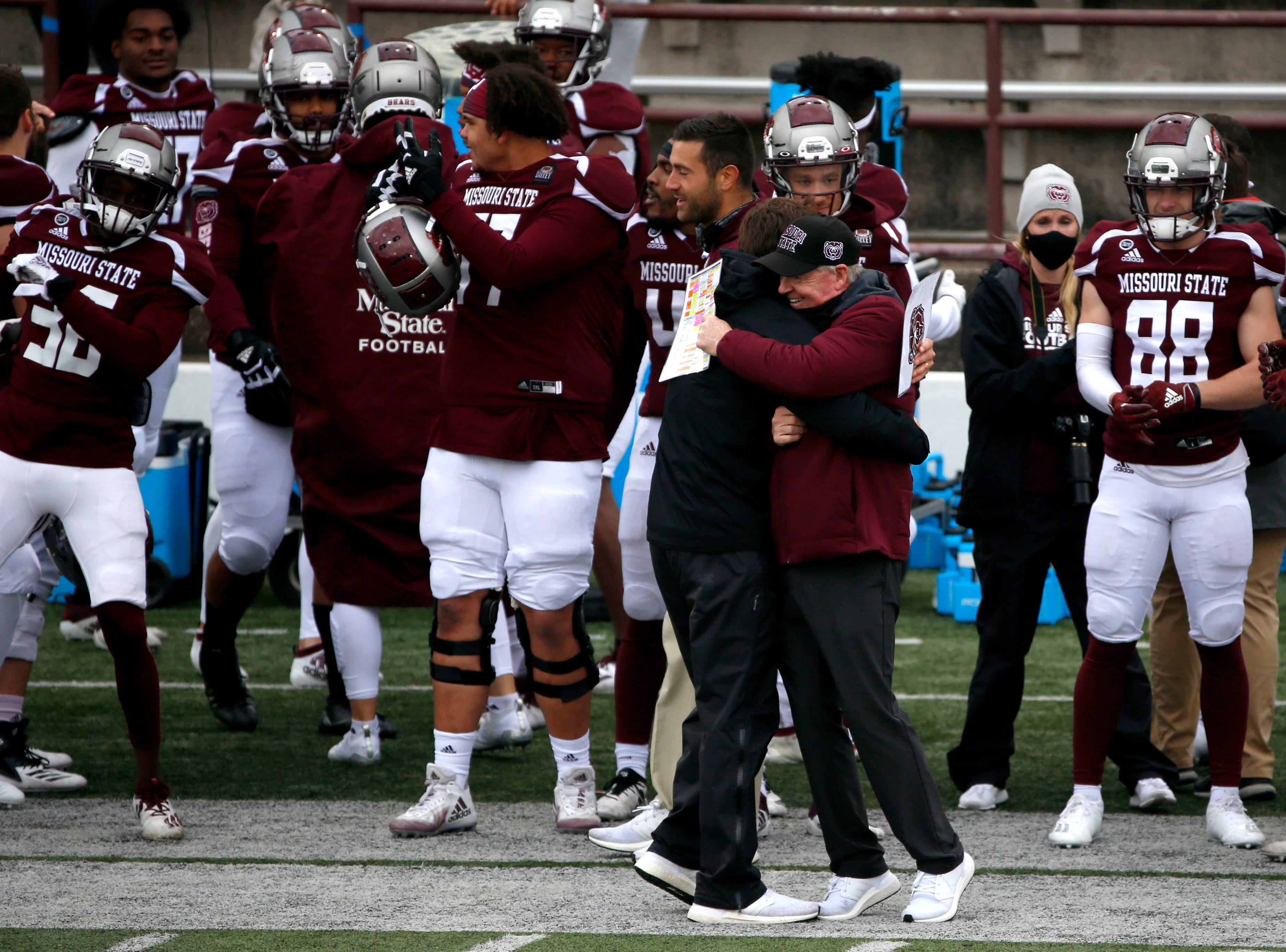 msu-football-coach-bobby-petrino-gets-extension-raise-with-playoffs