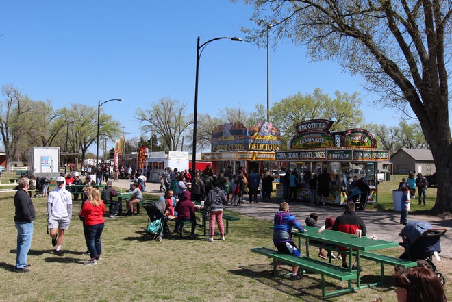 Food and Tunes 2021 hosted several food vendors and musicians through the day at the Kansas State Fairgrounds on Saturday.