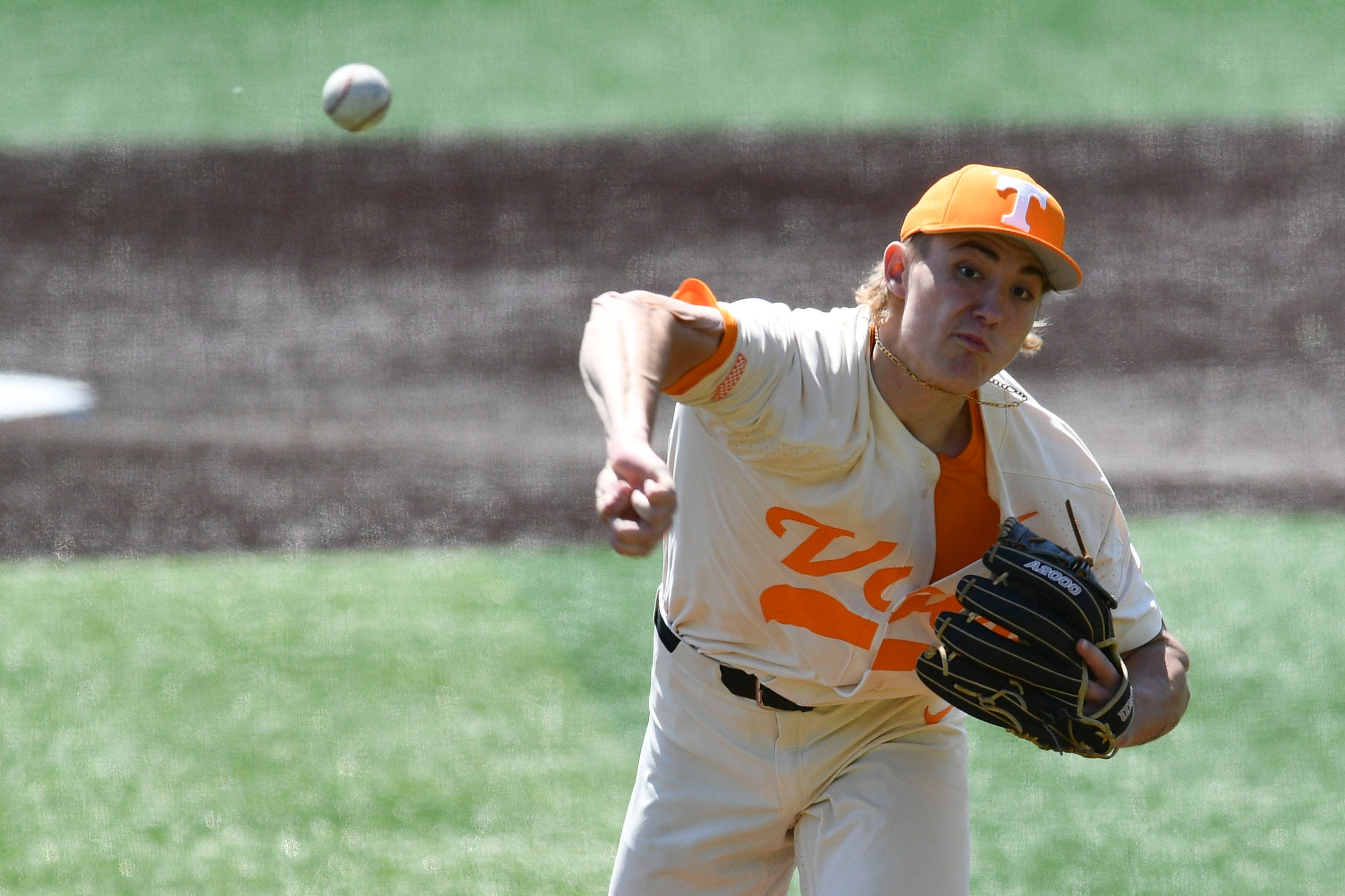 Jordan Beck, Luc Lipcius lead Tennessee baseball over Kentucky