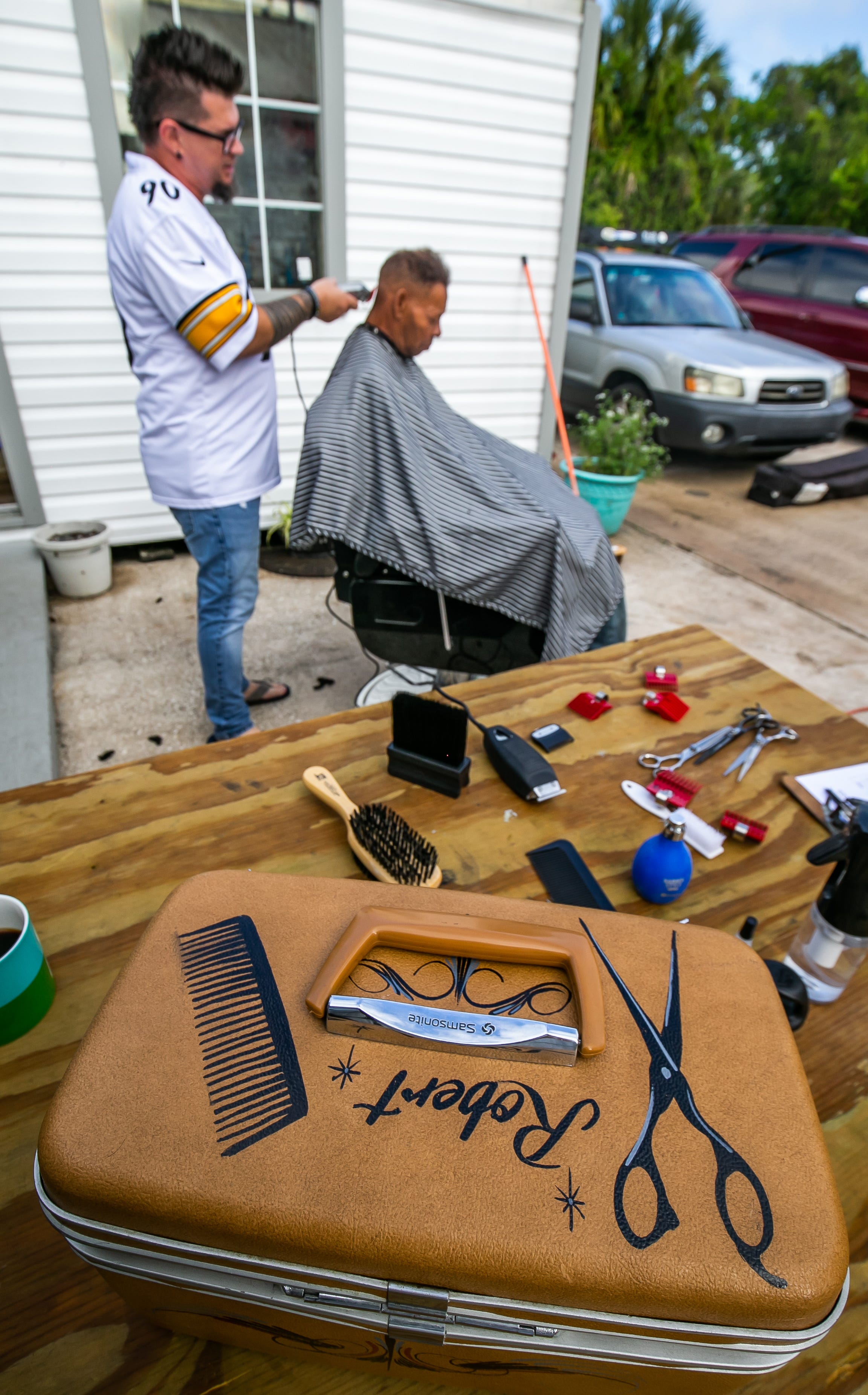 He helps Ocala's homeless residents, one free haircut at a time