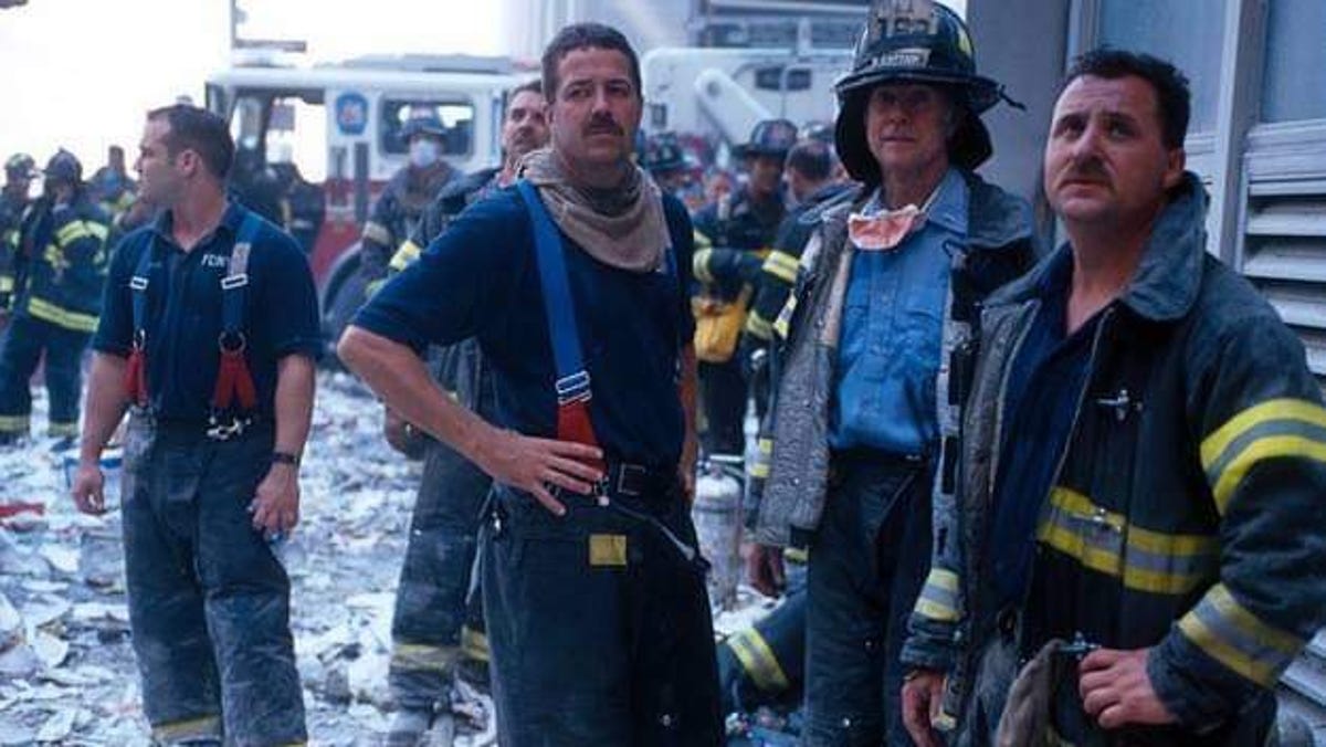 9 11 Firefighter Returns To See Nyc Memorial For The First Time 9 11 Firefighter Returns To See Nyc Memorial For The First Time