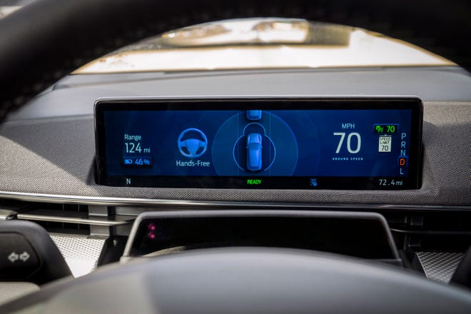 Ford เปิดตัวเทคโนโลยีไร้คนขับ ‘ BlueCruise ’