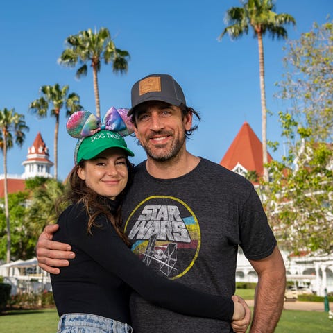 Shailene Woodley and Aaron Rodgers enjoyed a stay 