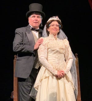 Chris Caswell, left, and Sarah Cassidy star in the Manatee Players production of “I Do! I Do!”