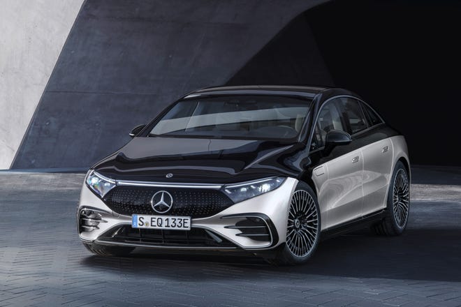 Mercedes Benz Eqs Electric Car Revealed First Ever Mercedes Ev Sedan Mecerdes Benz Cars 2022
