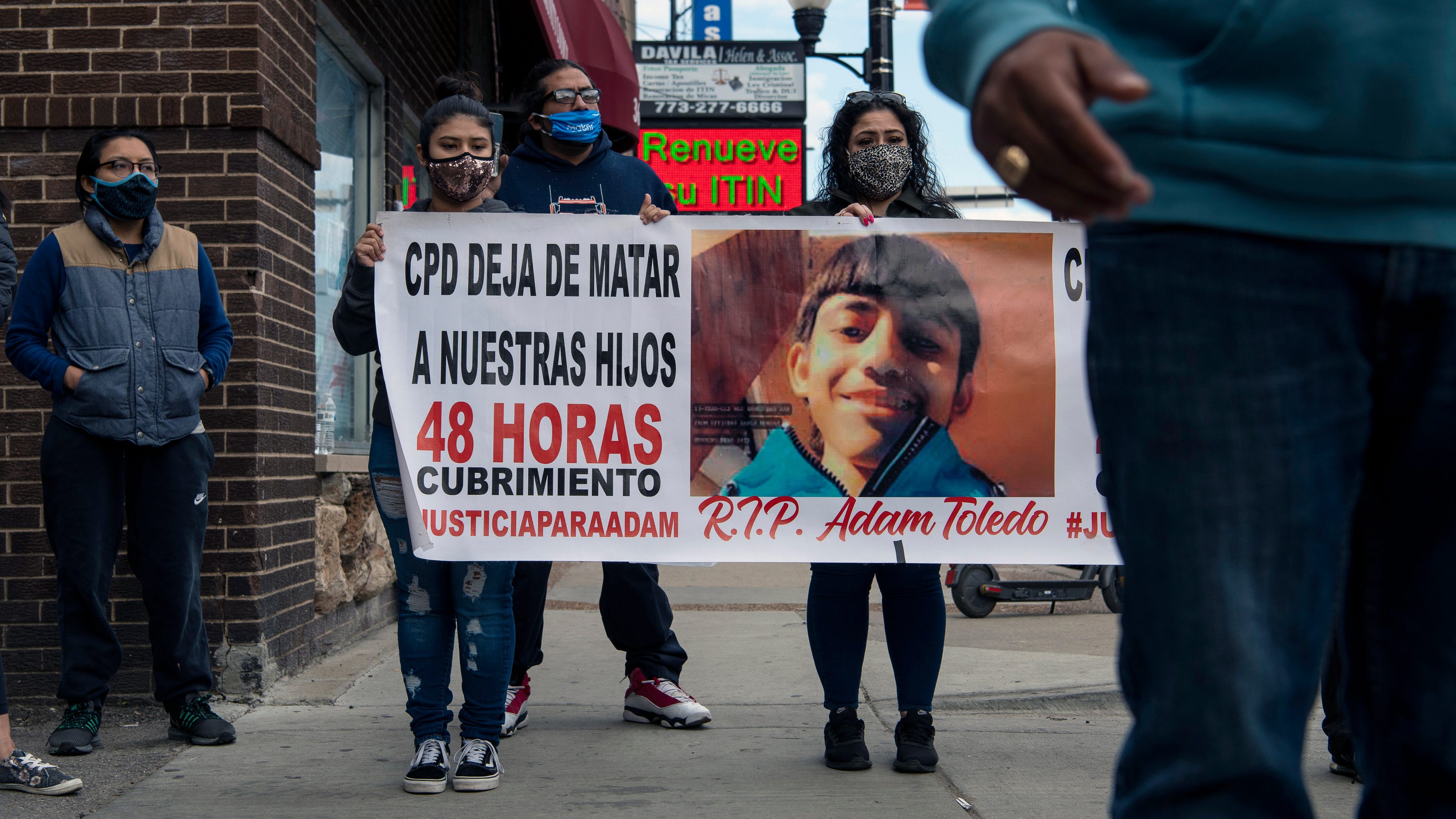 Adam Toledo video Footage of Chicago police shooting released