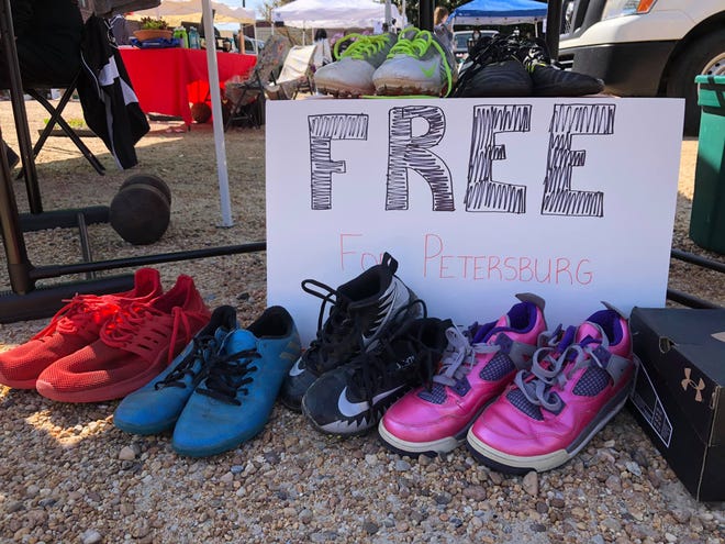 Free shoes for Petersburg residents during the River Street Market