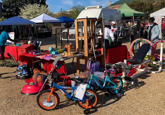 Free sports equipment and clothing for Petersburg residents at River Street Market