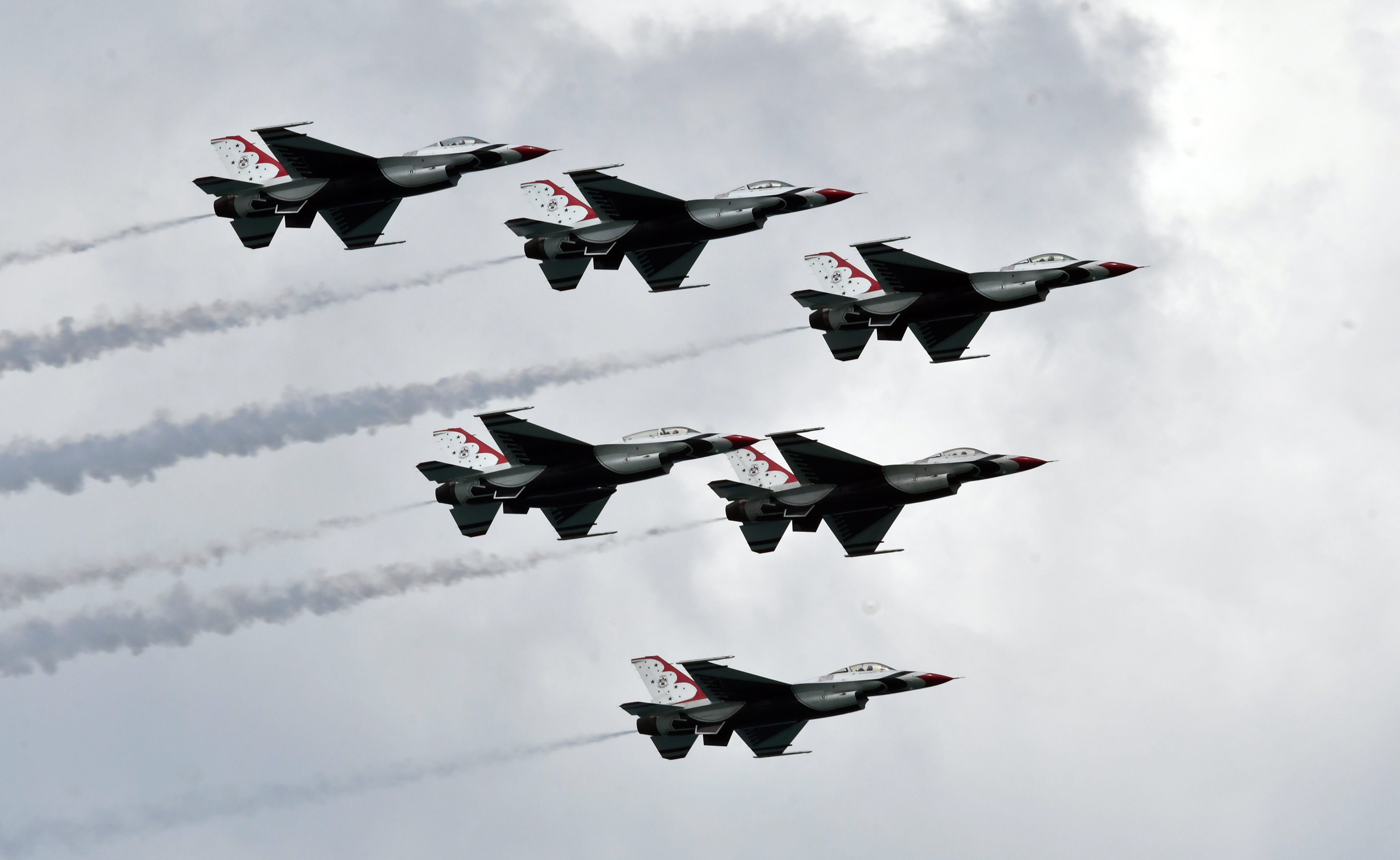 Thunderbirds in F16s to headline Cocoa Beach Air Show