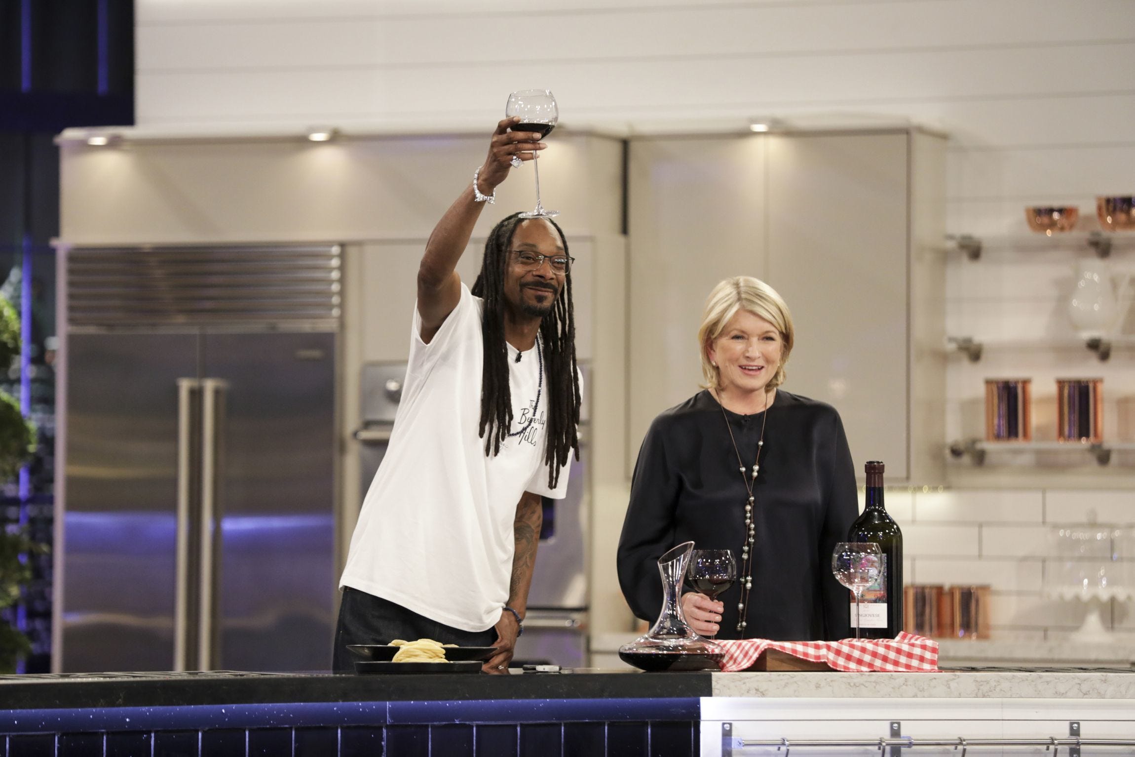 Snoop Dogg and Martha Stewart on 'Martha & Snoop's Potluck Dinner Party.'