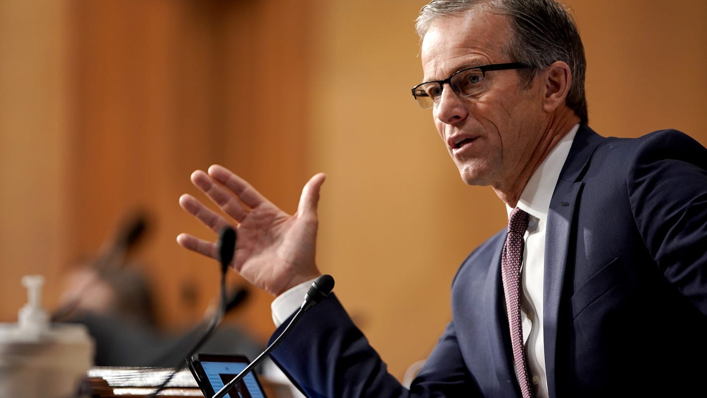 President Biden doesn't need to reinvent the wheel on infrastructure: Sen. John Thune thumbnail