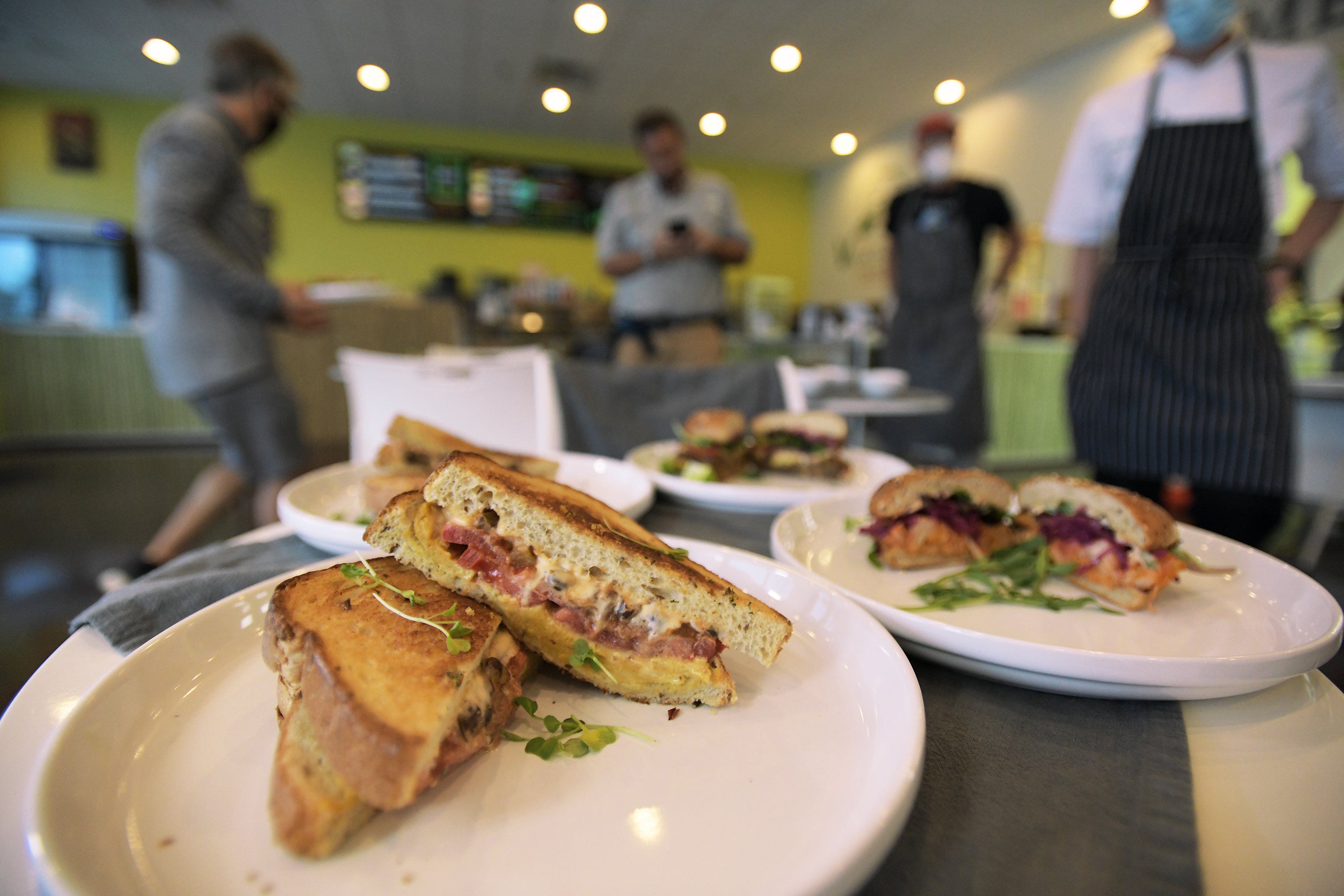 Brotherandsister team open Vegan Cafe Jax in Jacksonville