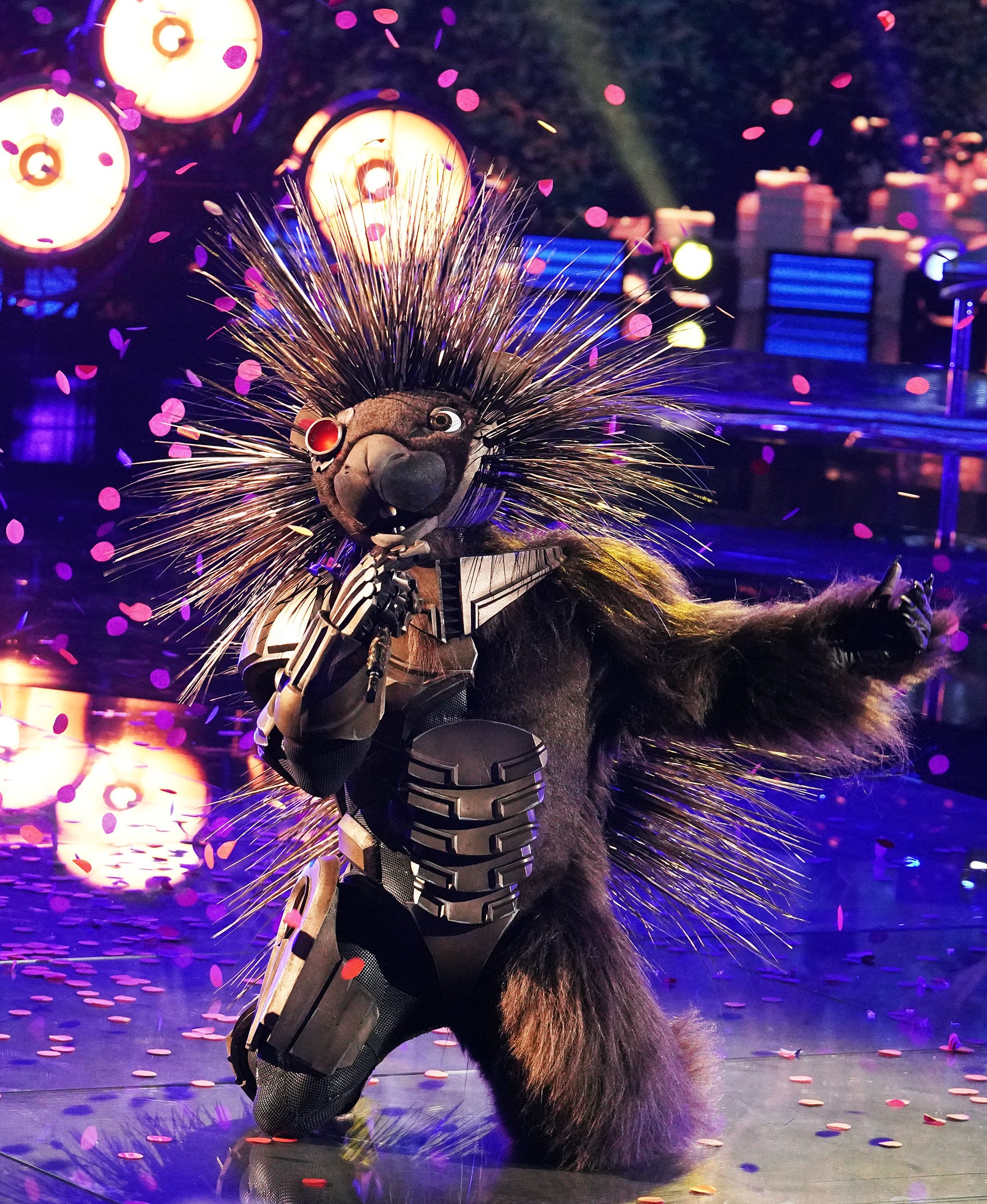 Маска 2023 фото. The masked Singer дискошар Мексика. The masked Singer bull. Masked Singer USA 8 Season.