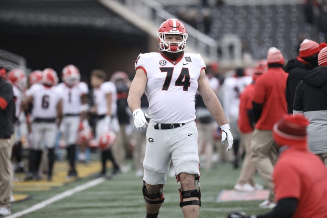 Georgia offensive lineman Ben Cleveland (74) during the Bulldogs' game against Missouri in Columbia, Mo., on Saturday, Dec. 12, 2020. (Photo by Cassie Florido)