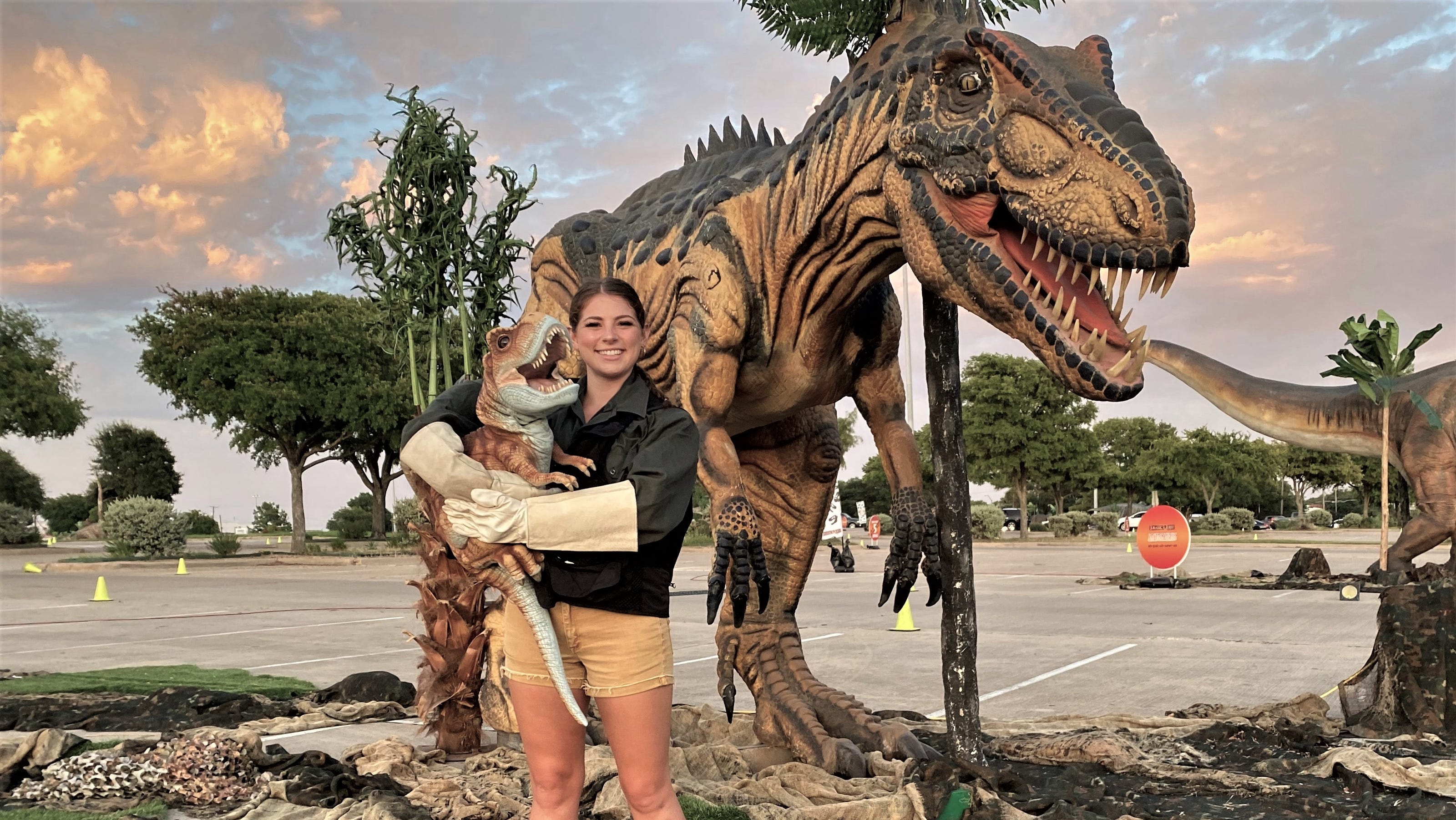 Jurassic Quest Drive Thru Dinosaur Experience To Land In Columbus Jurassic Quest Drive Thru Dinosaur Experience To Land In Columbus