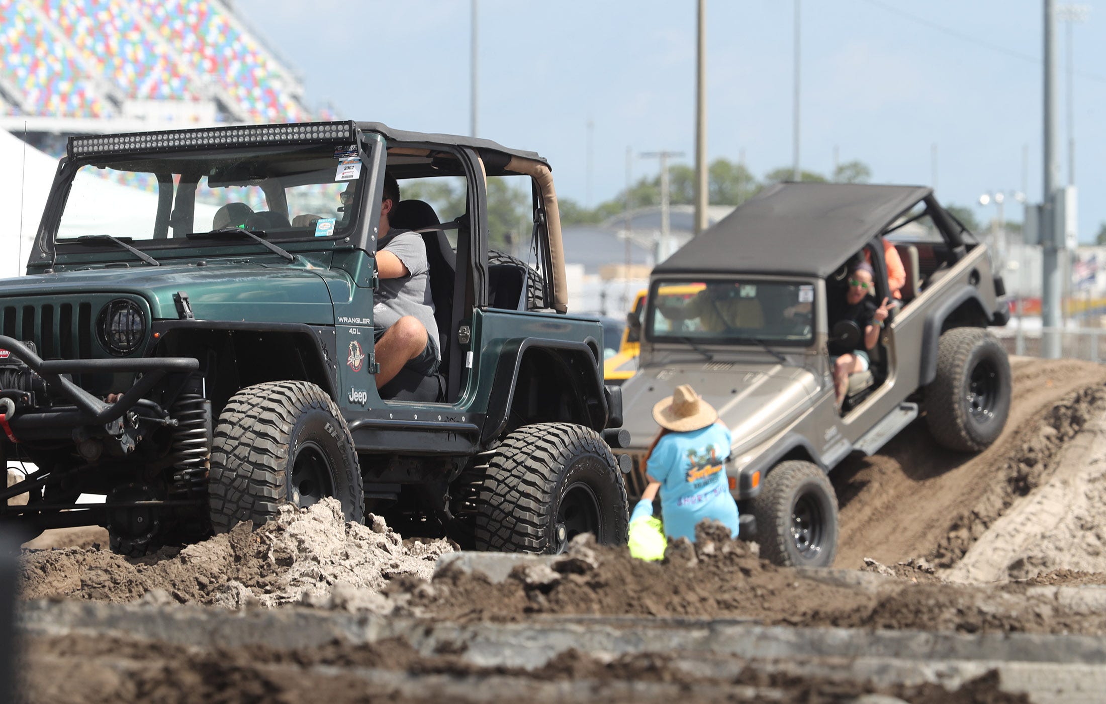 Daytona's Jeep Beach Fueled by volunteers, driven by spirit of service