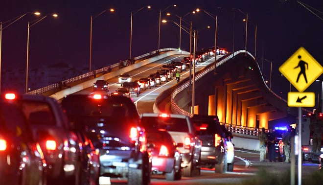Traffic jams on the A. Max Brewer Memorial Bridge in Titusville in April 2021 after the NASA-SpaceX Crew-2 mission that sent four astronauts to the International Space Station on a Falcon 9 rocket.