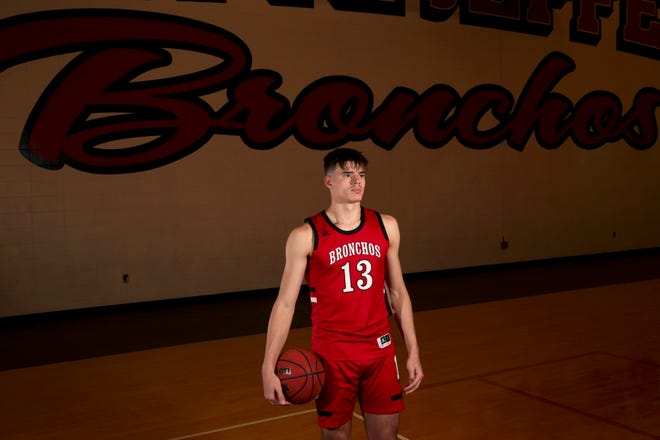 Lafayette Jeff's Brooks Barnhizer is the 2021 Journal & Courier Big School Boys Basketball Player of the Year.
