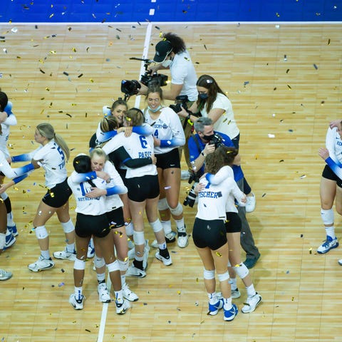The Kentucky Wildcats celebrate the national champ
