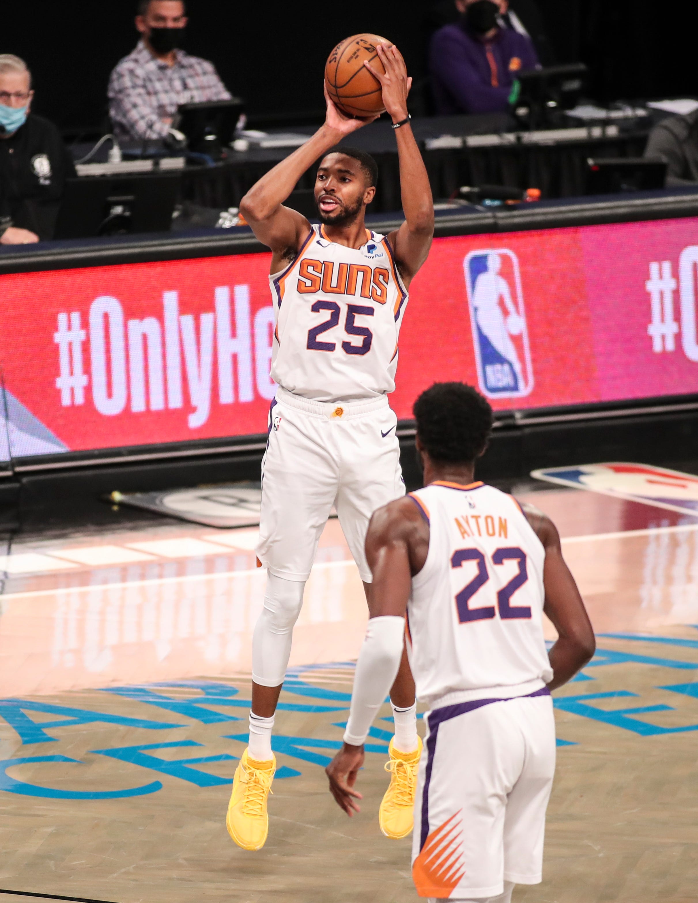 phoenix suns kyrie irving