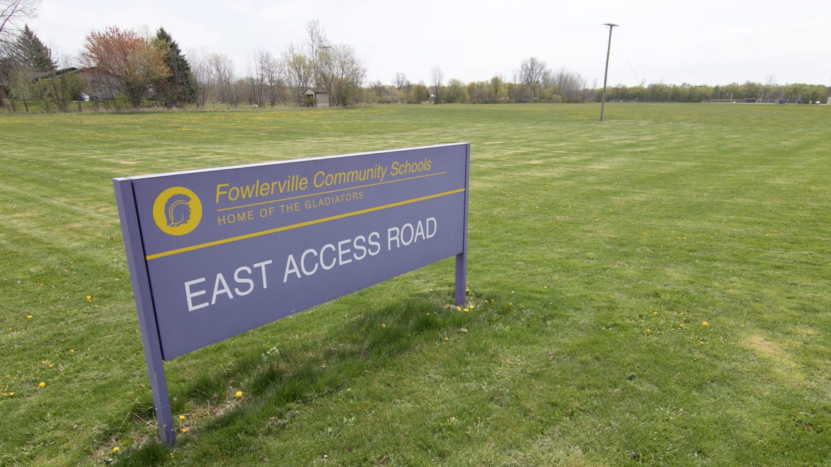 Fowlerville Board of Education tables Bookworms for the second time due to content Fowlerville Board of Education tables Bookworms for the second time due to content