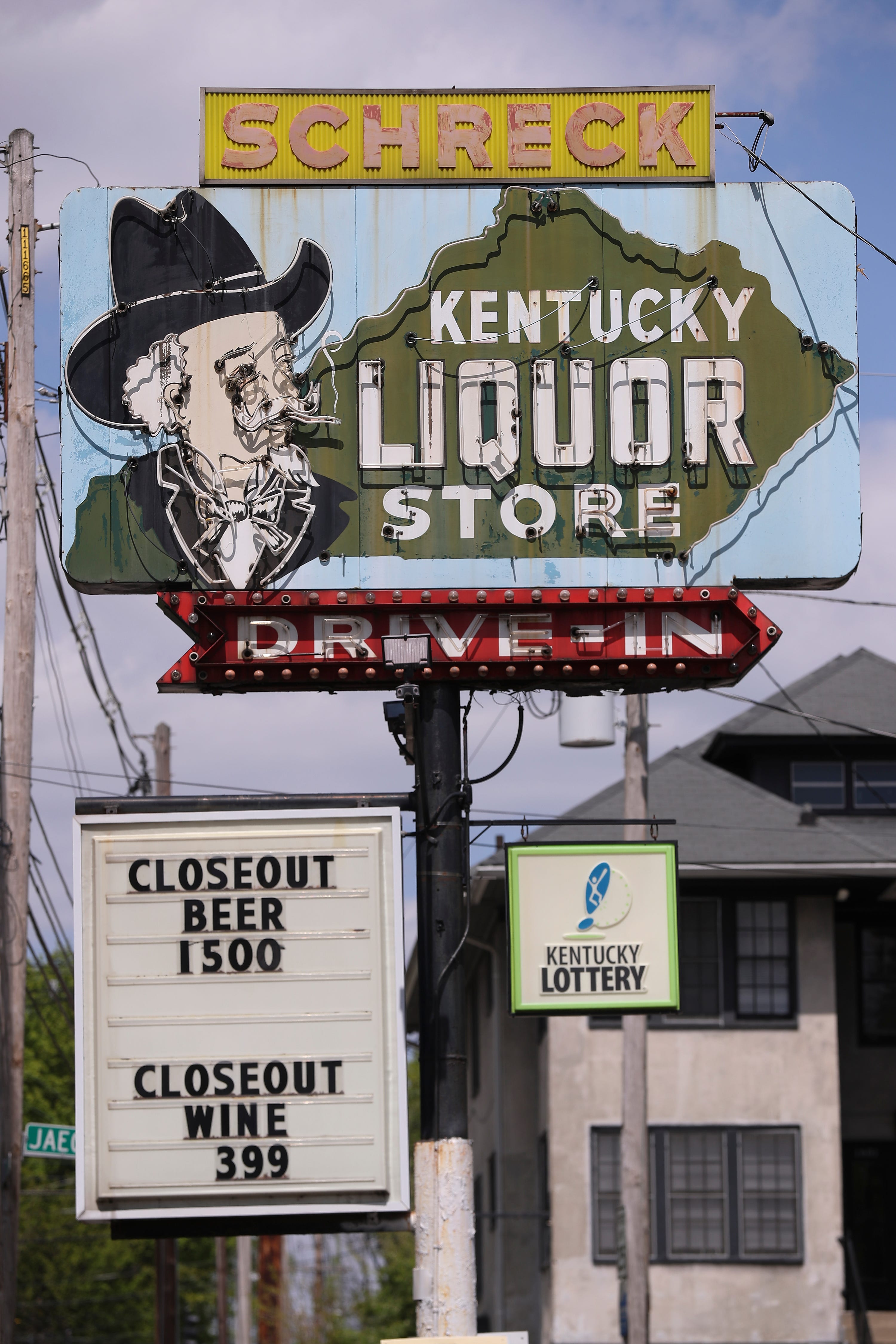 Louisville liquor store celebrates 85 years of family business