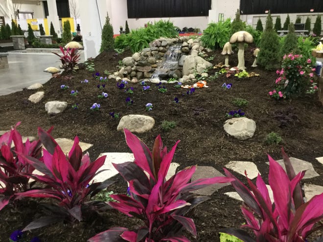 This year's Novi Home Show will include 100 exhibitors, including 10 to 15 landscapers.