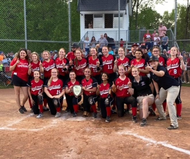 After beating North Davidson 2-1 to win the Central Carolina Conference tournament championship, Central Davidson's softball team celebrates. [Jennifer Jackson for The Dispatch]