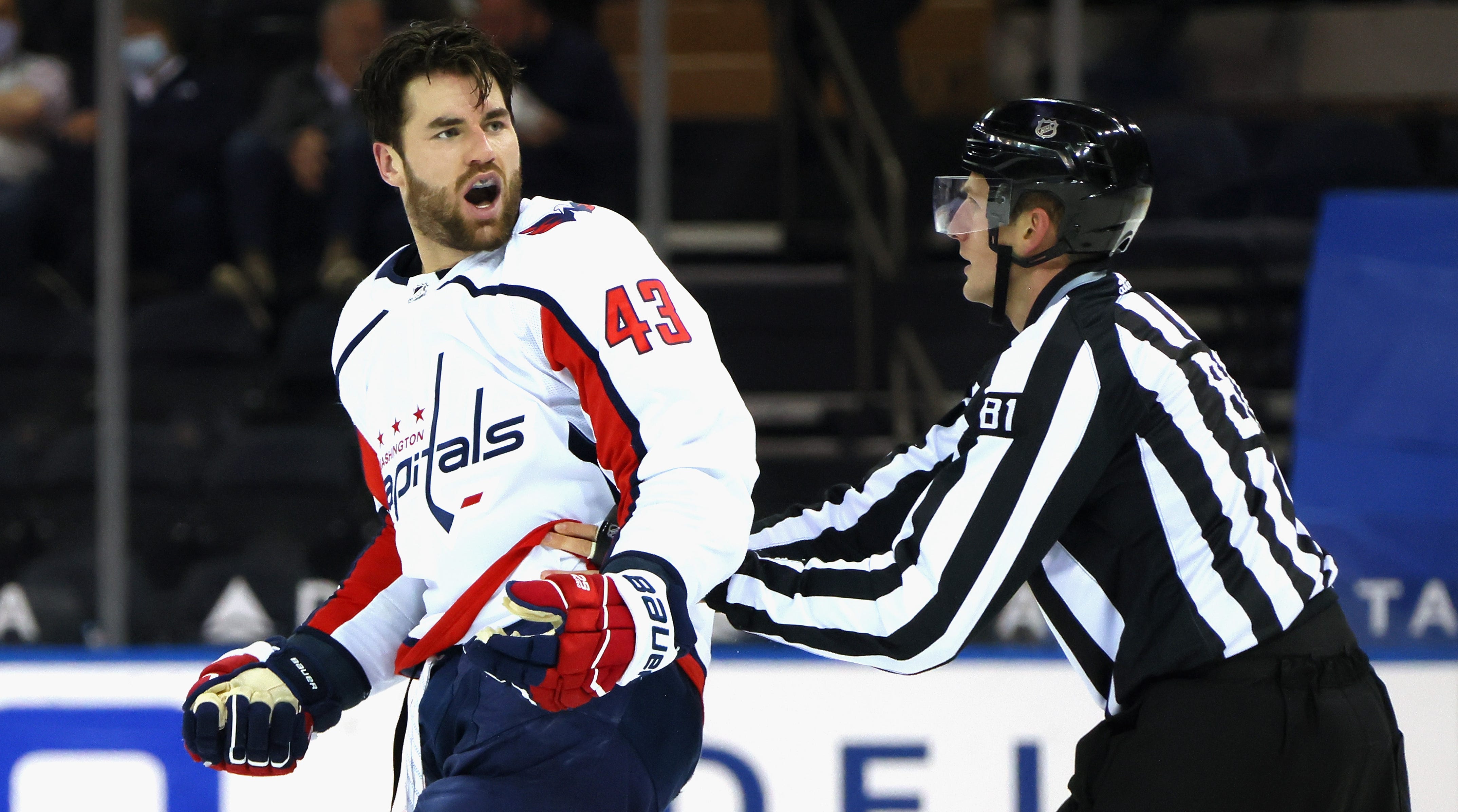 Tom Wilson starts huge fight in Capitals' game against Rangers