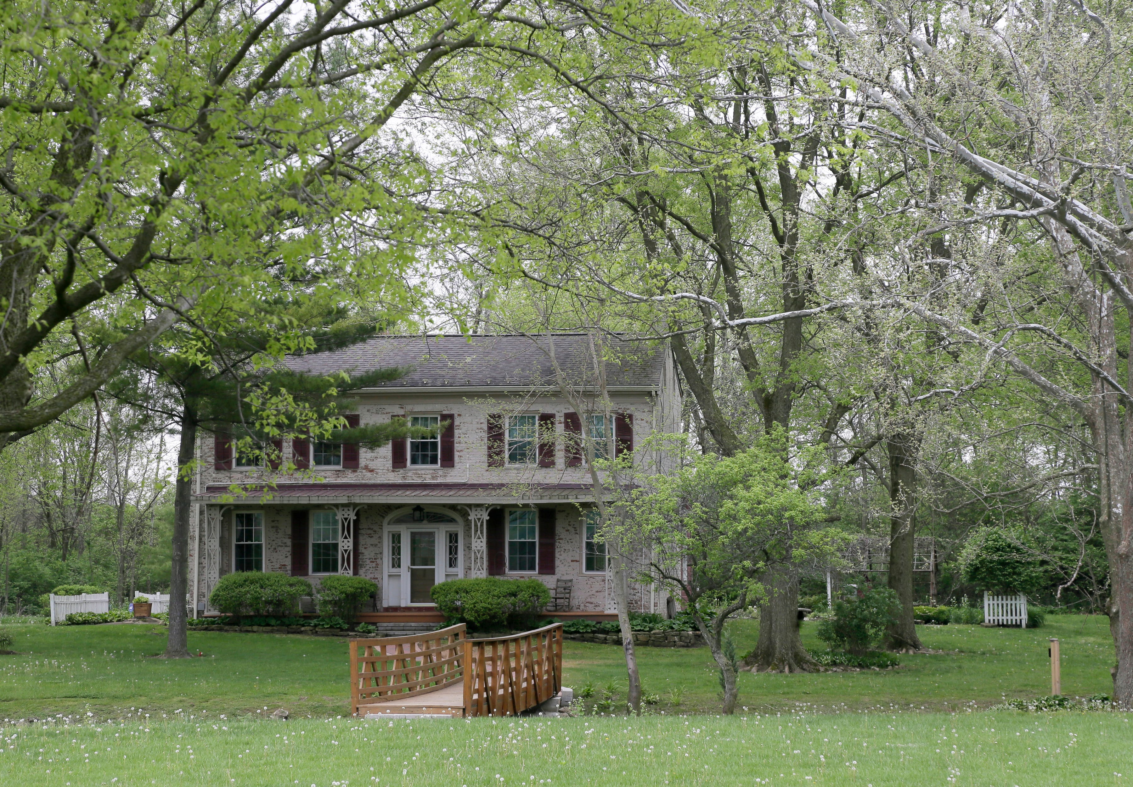 Ohio Rep. Jim Jordan's outspoken manner wins him fans at home