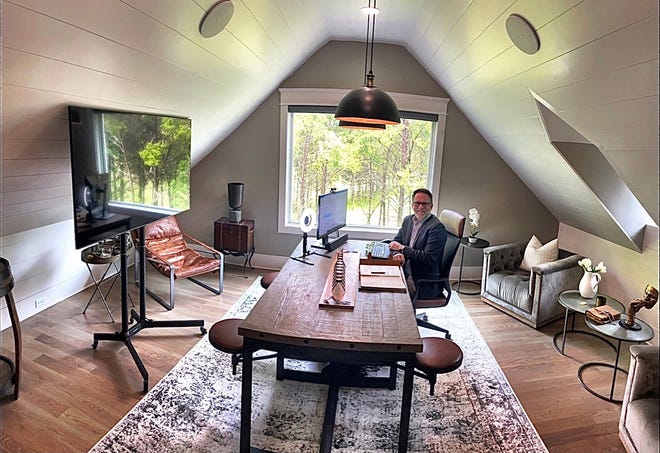 The pandemic has definitely changed the operations of LCT Team – Parks’ Realtor Marabeth Poole and her husband, Michael, vice president of sales for Jan Marini Skin Research. The couple built a Zoom Room for the exec, who now averages four hours a day on Zoom calls.