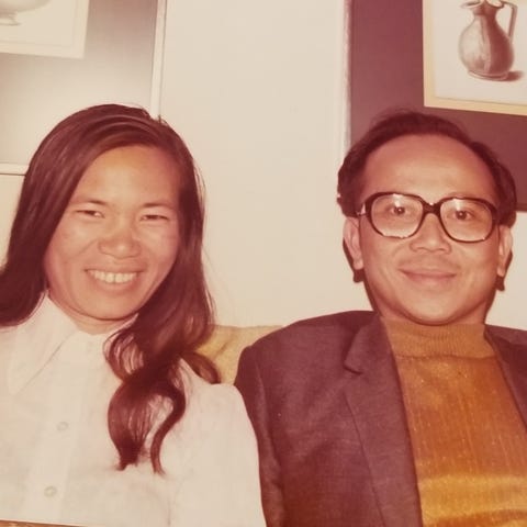 Thuan's parents, Duc and Nghia Le, as newly arrive