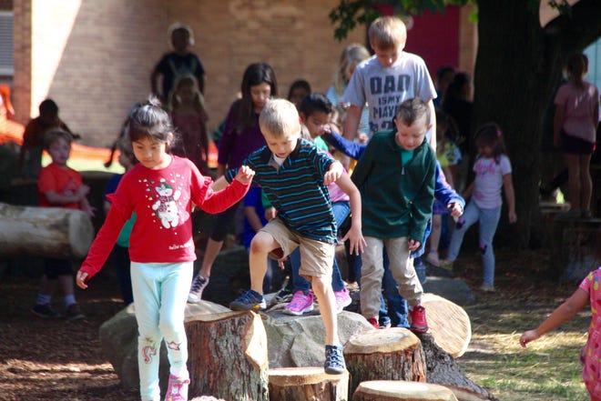 Second grade added to launch of nature-based college at Holland Heights