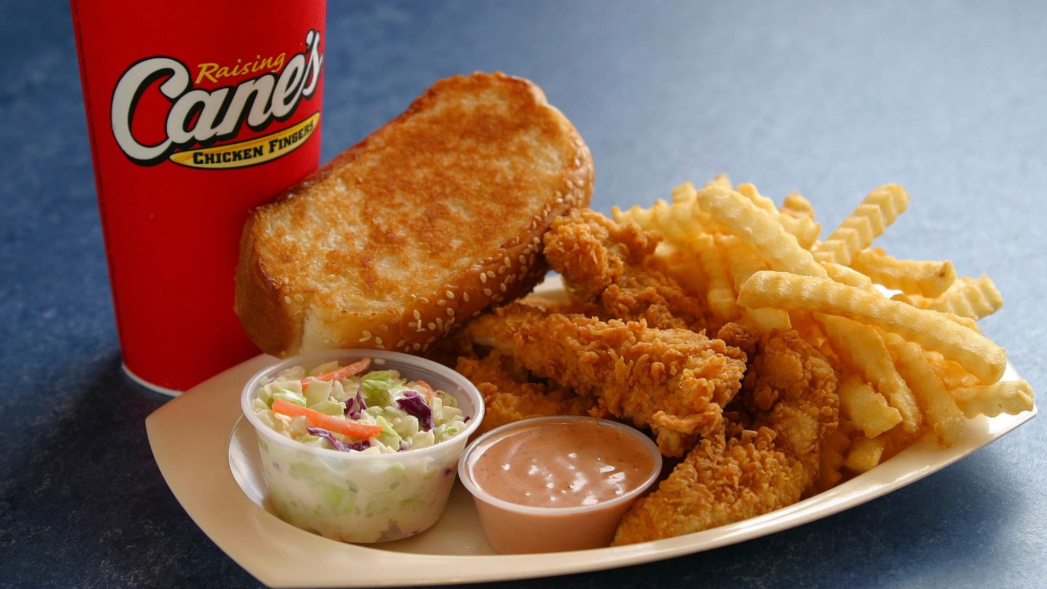 Raising Cane's Restaurant set to open in Nashville, Lower Broadway Raising Cane's Restaurant set to open in Nashville, Lower Broadway