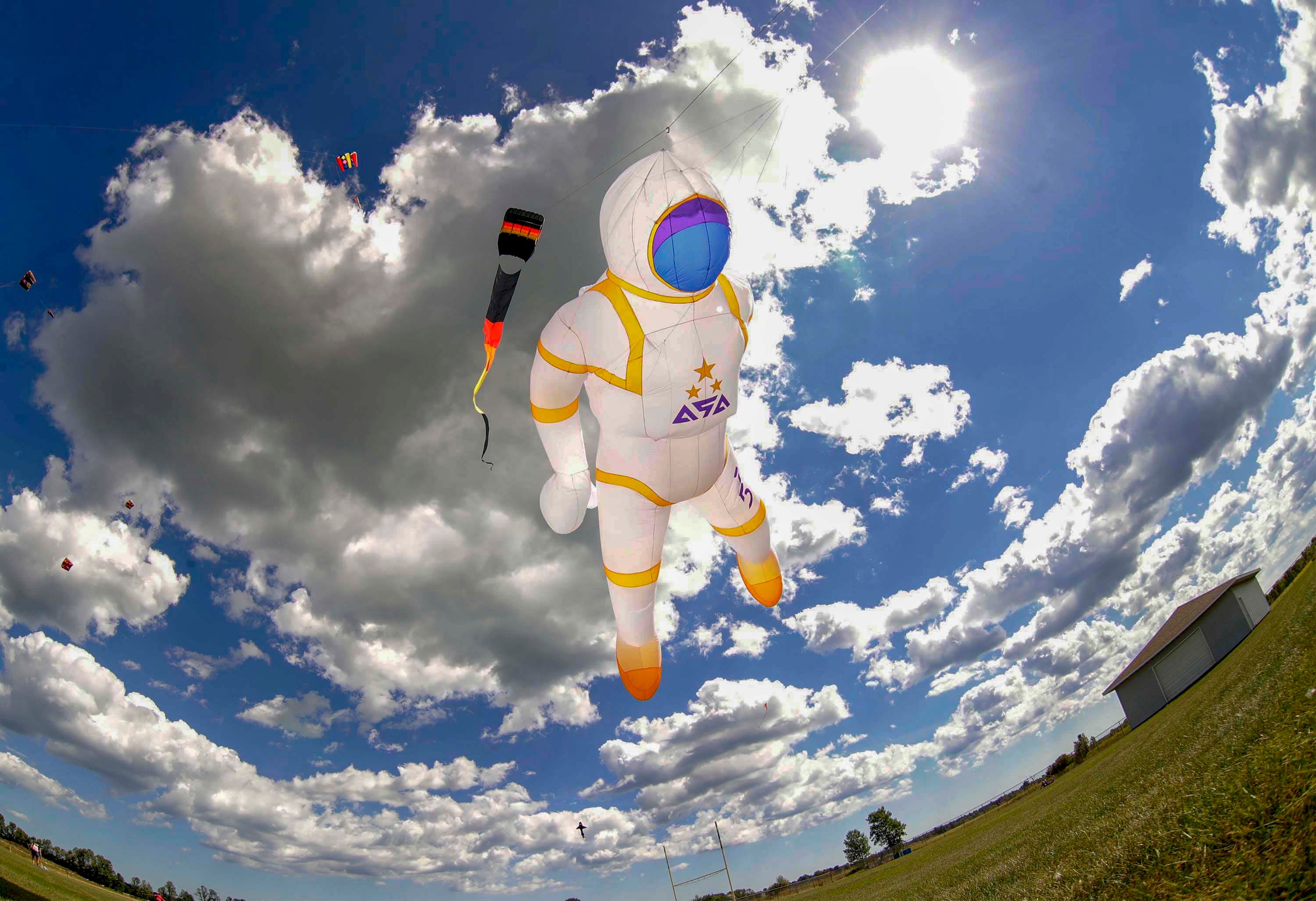 Kites Over Lake Michigan in Two Rivers, car show in Manitowoc Events