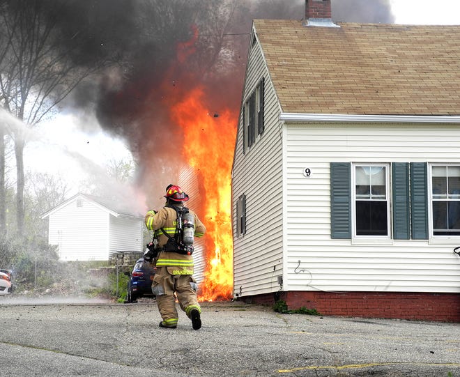 Somersworth NH Linden Street fire: 14 residents displaced