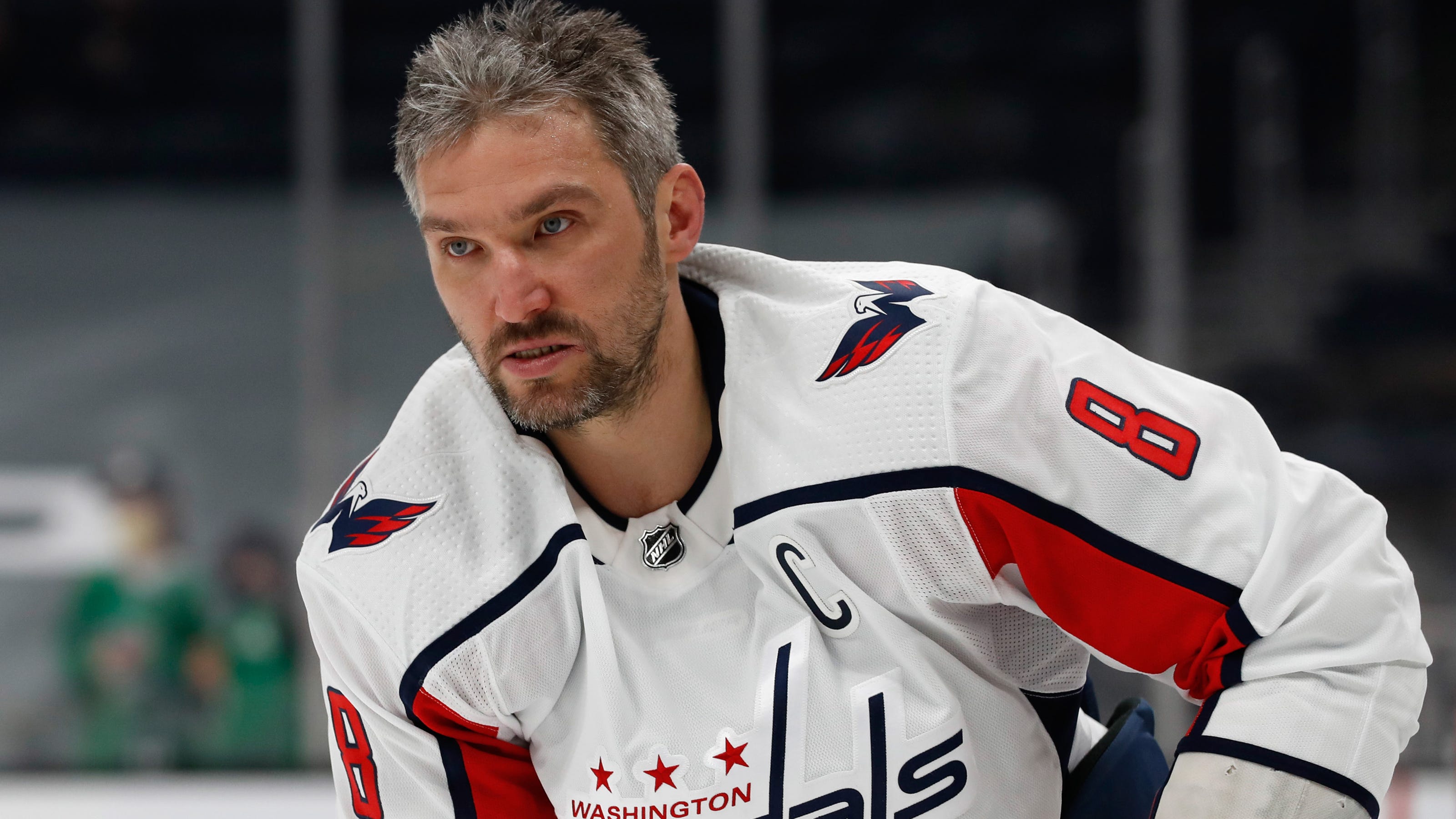 Capitals' Alex Ovechkin signs five-year contract, could set NHL record