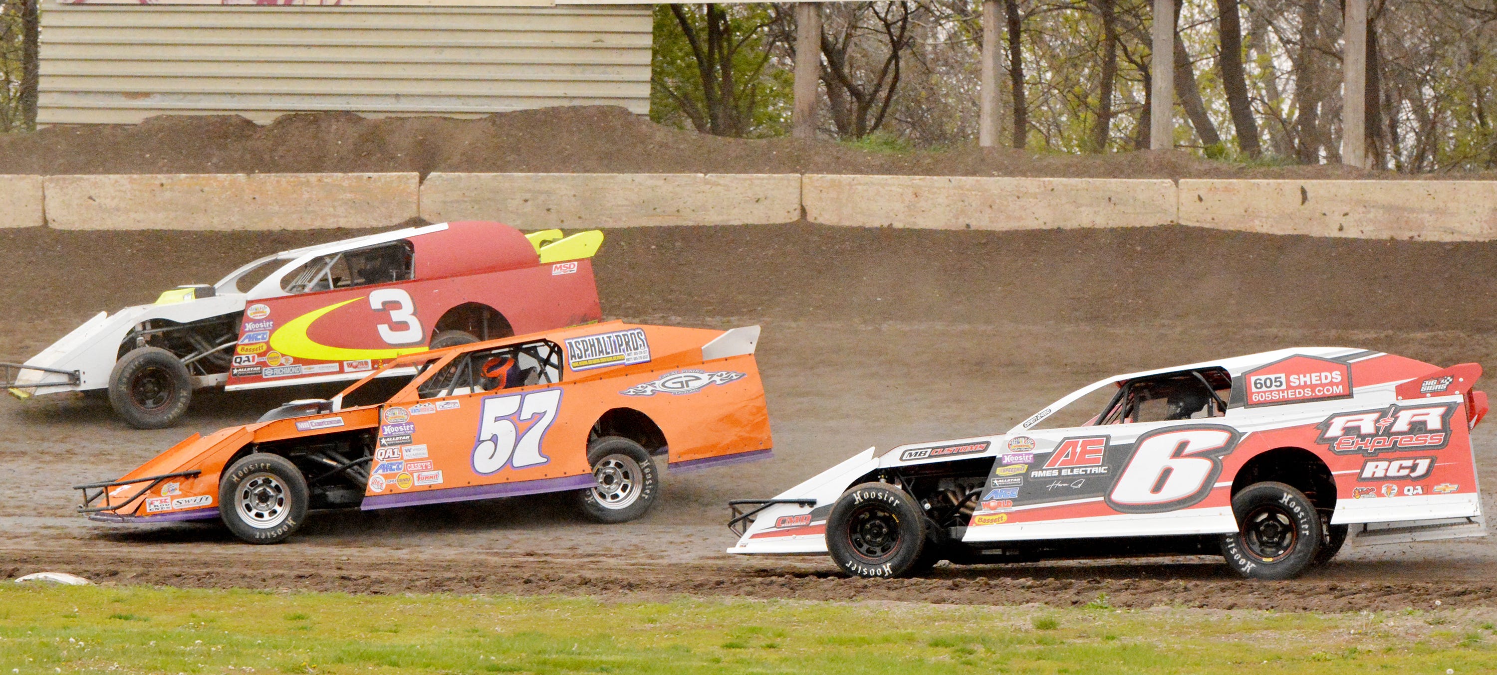 Three returning track champions kick off Casino Speedway season ...