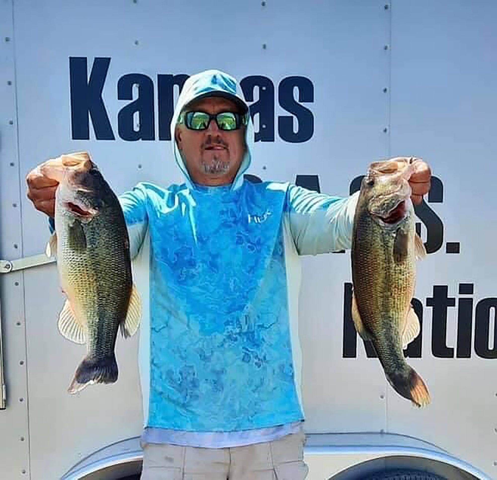 Leavenworth's Larry Stoafer wins Mr. BASS tournament on Glen Elder