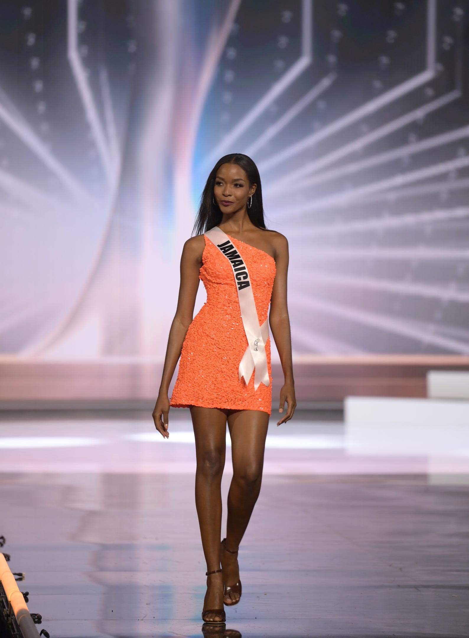 <strong>Miss Jamaica:&nbsp;</strong>Miqueal-Symone Williams