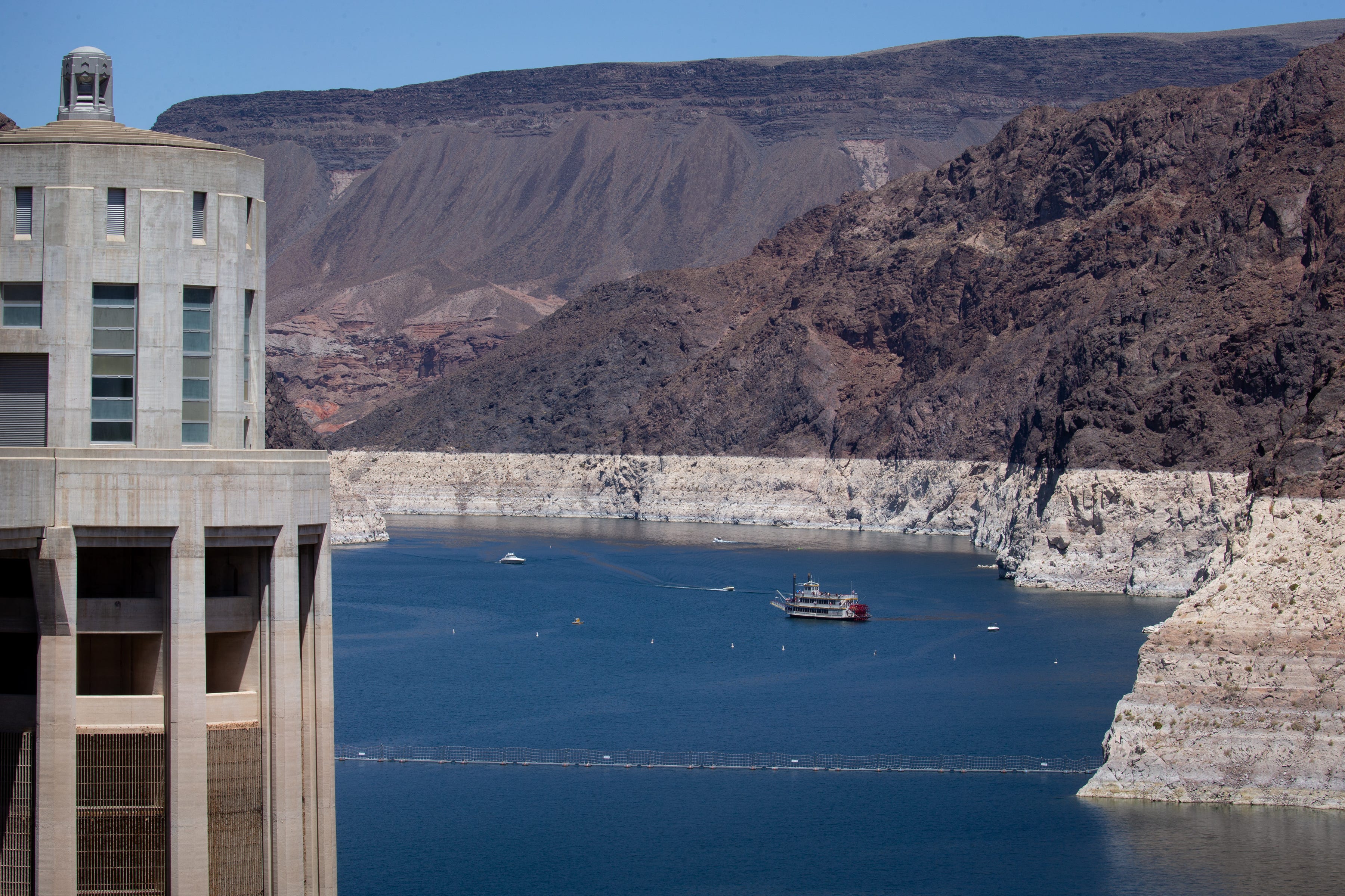 Here's how much Lake Mead could rise after an epic winter and new water  cuts