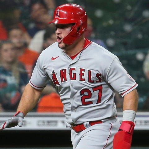 Mike Trout is expected to miss six to eight weeks 
