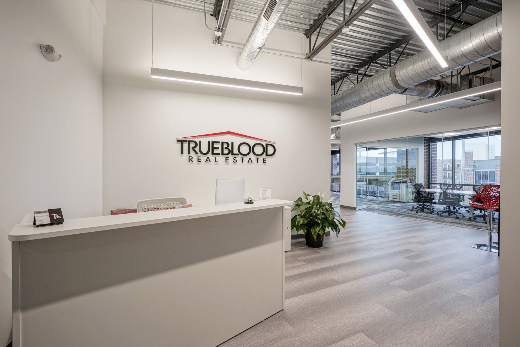 IndyStar Top Workplaces 2021 Trueblood Real Estate