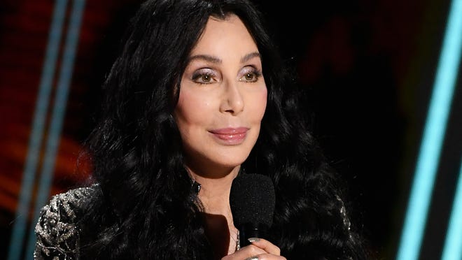Cher to play Glendale for first Phoenix-area concert in five years Cher to play Glendale for first Phoenix-area concert in five years