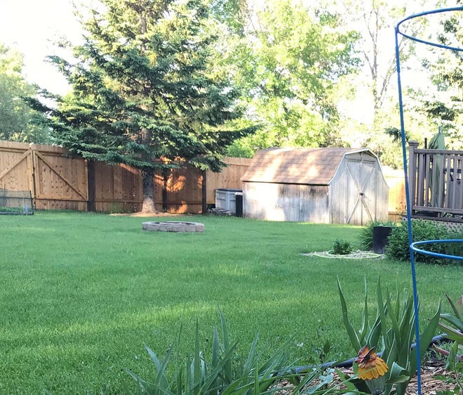 You have several options for mixing up your lawn, depending on your needs.