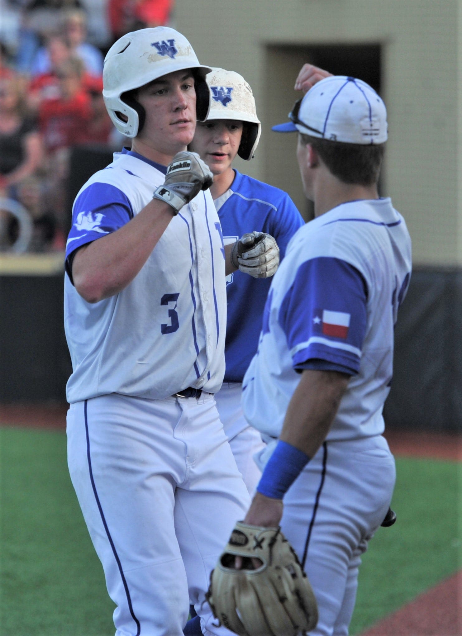 BASEBALL/SOFTBALL ROUNDUP Belcher wins pitcher's duel, gives